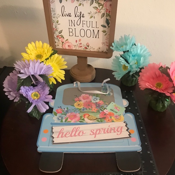 Hello Spring Blue Pick Truck MDF Hanging Wall Sign - Picture 2 of 13